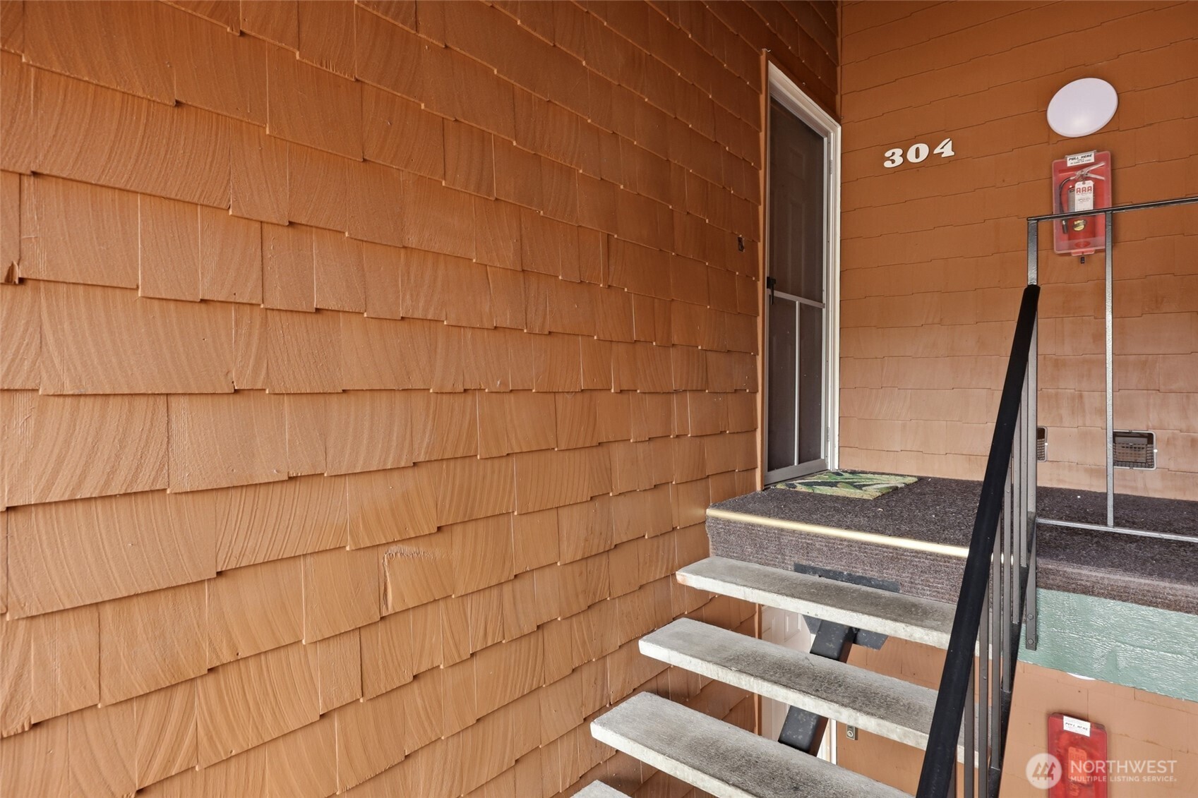 7322 N Skyview Lane #N 304, Tacoma, WA 98406