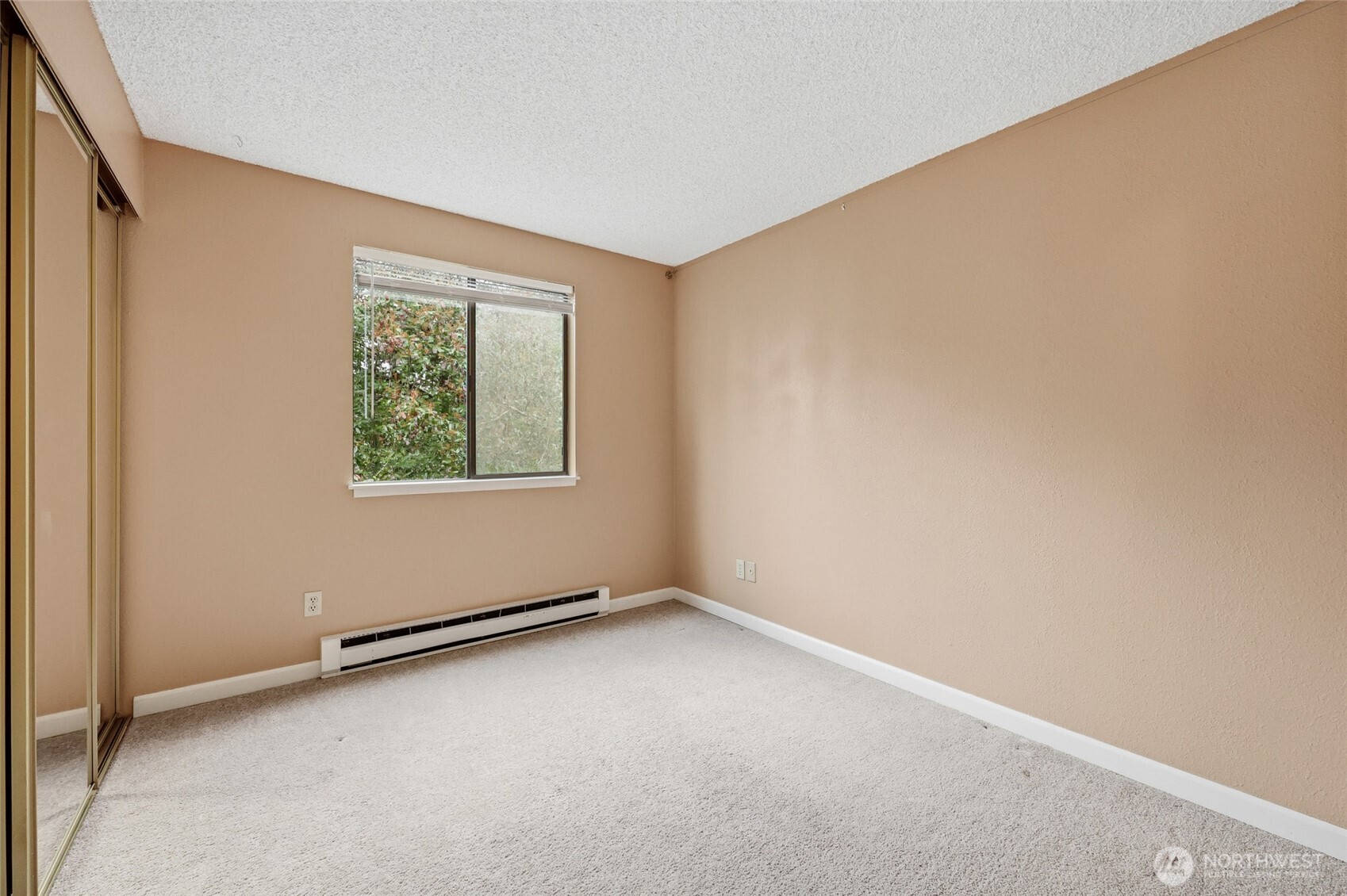 7322 N Skyview Lane #N 304, Tacoma, WA 98406