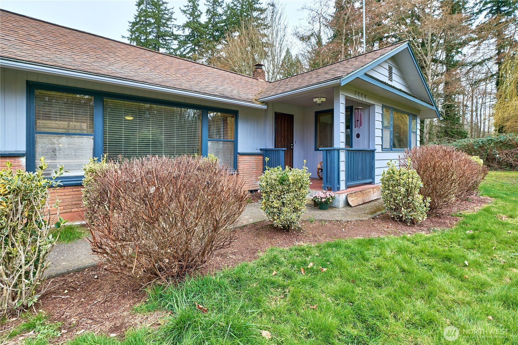 4064 Pipeline Road , Blaine, WA 98230-9745