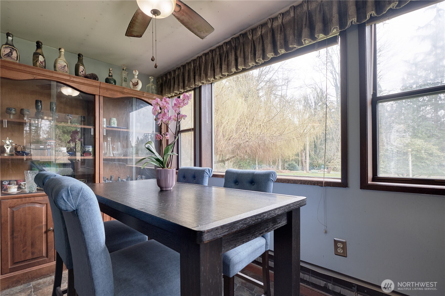 4064 Pipeline Road , Blaine, WA 98230-9745