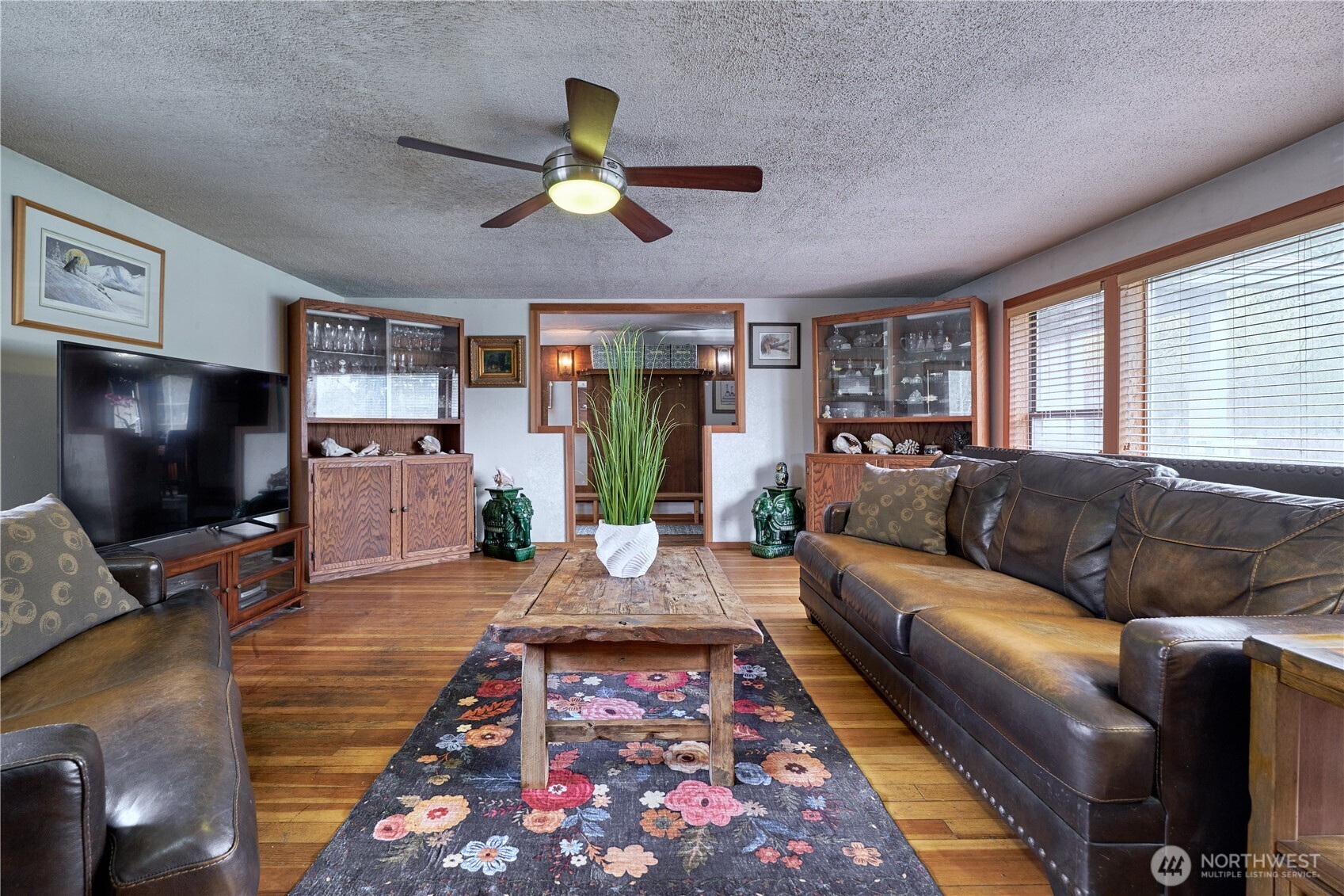 4064 Pipeline Road , Blaine, WA 98230-9745