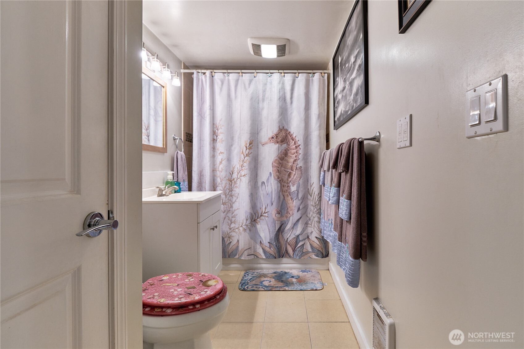 4064 Pipeline Road , Blaine, WA 98230-9745