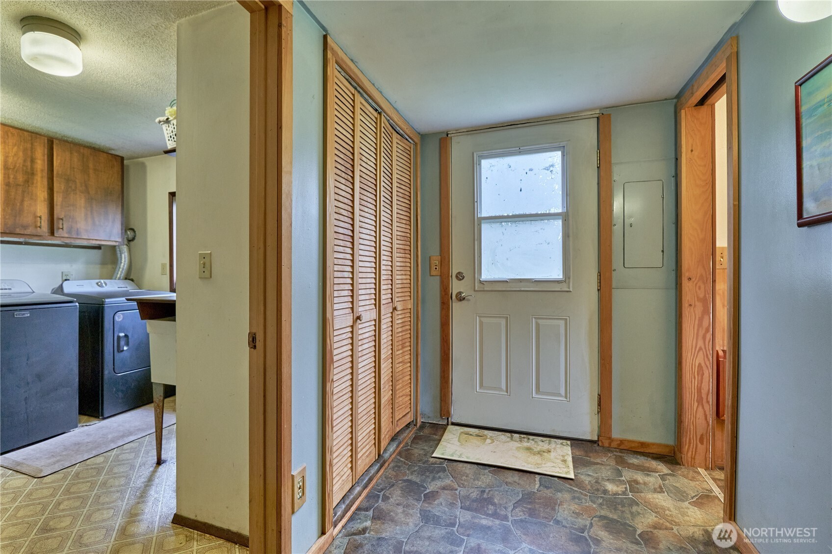 4064 Pipeline Road , Blaine, WA 98230-9745