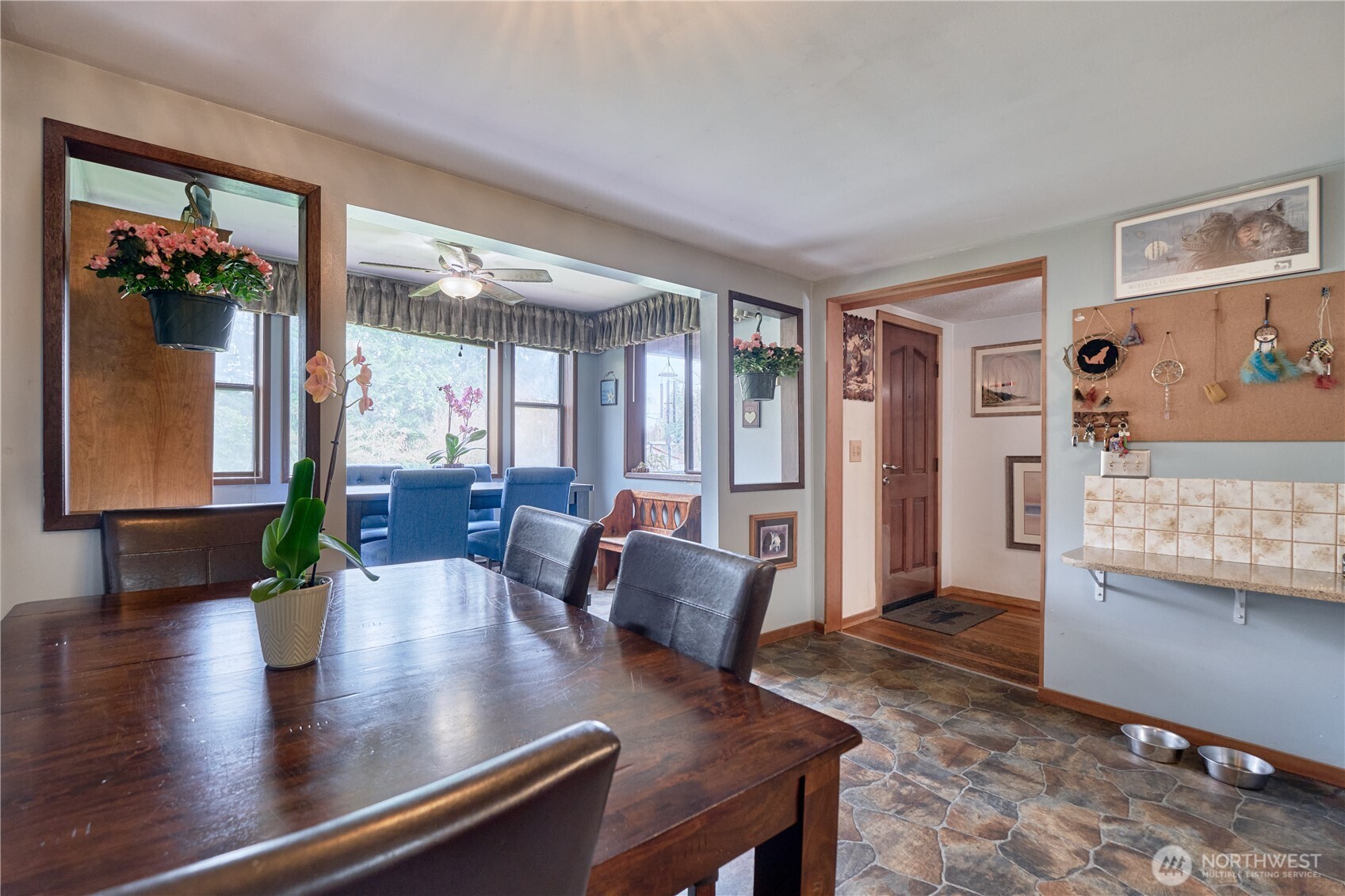 4064 Pipeline Road , Blaine, WA 98230-9745