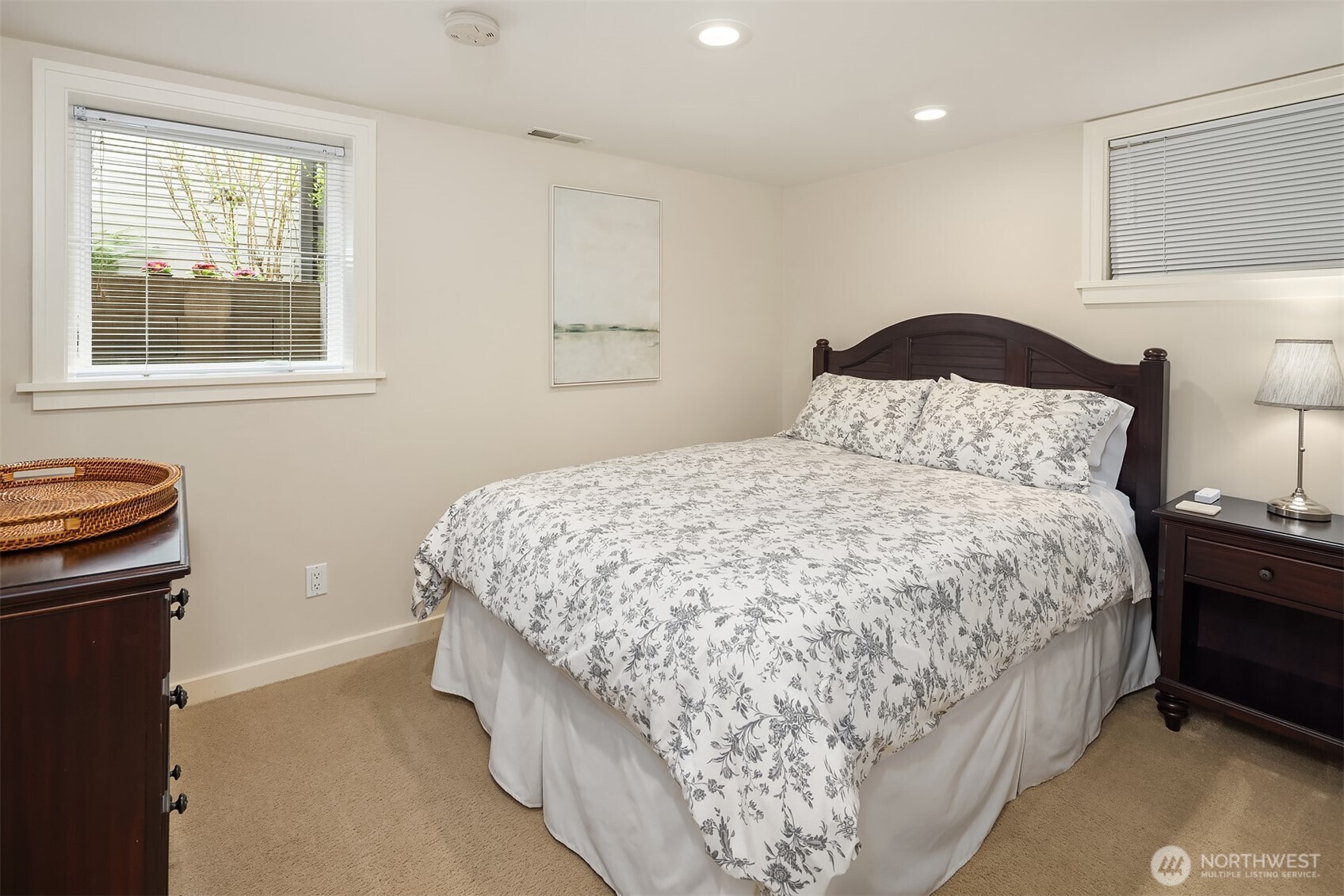 4737 46th Avenue NE, Seattle, WA 98105