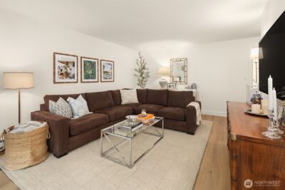 7021 Sand Point Way NE #B305, Seattle, WA 98115 - Photo 2