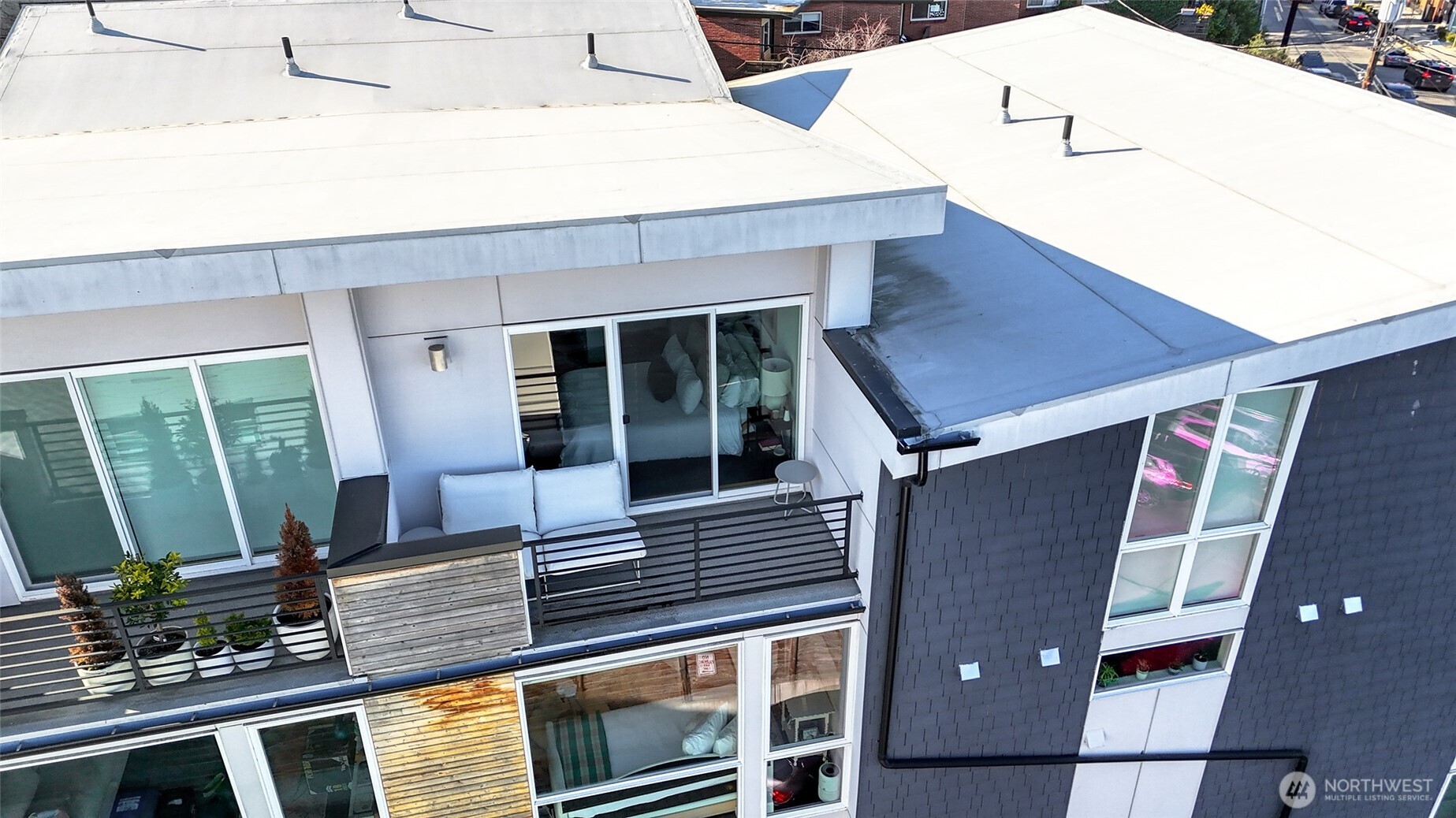 3220 Franklin Avenue E, Seattle, WA 98102