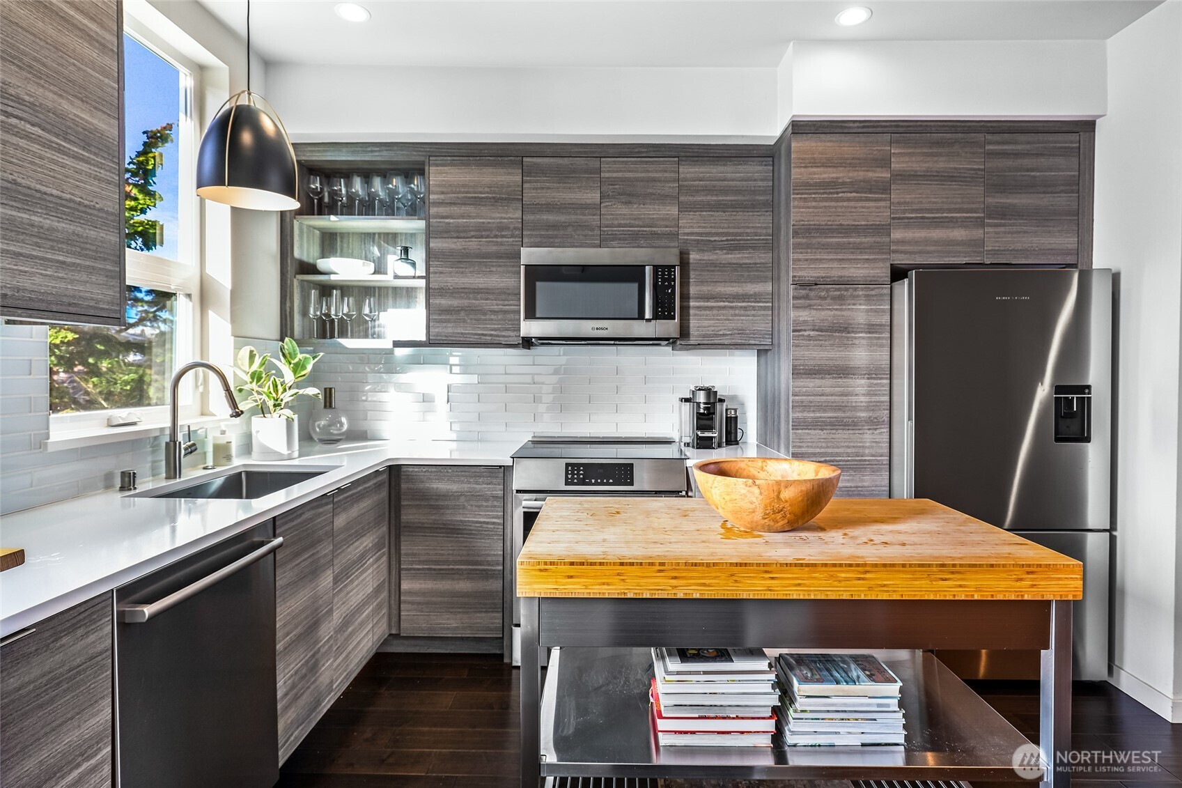 3220 Franklin Avenue E, Seattle, WA 98102