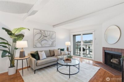 2034 14th Ave W #302, Seattle, WA 98119