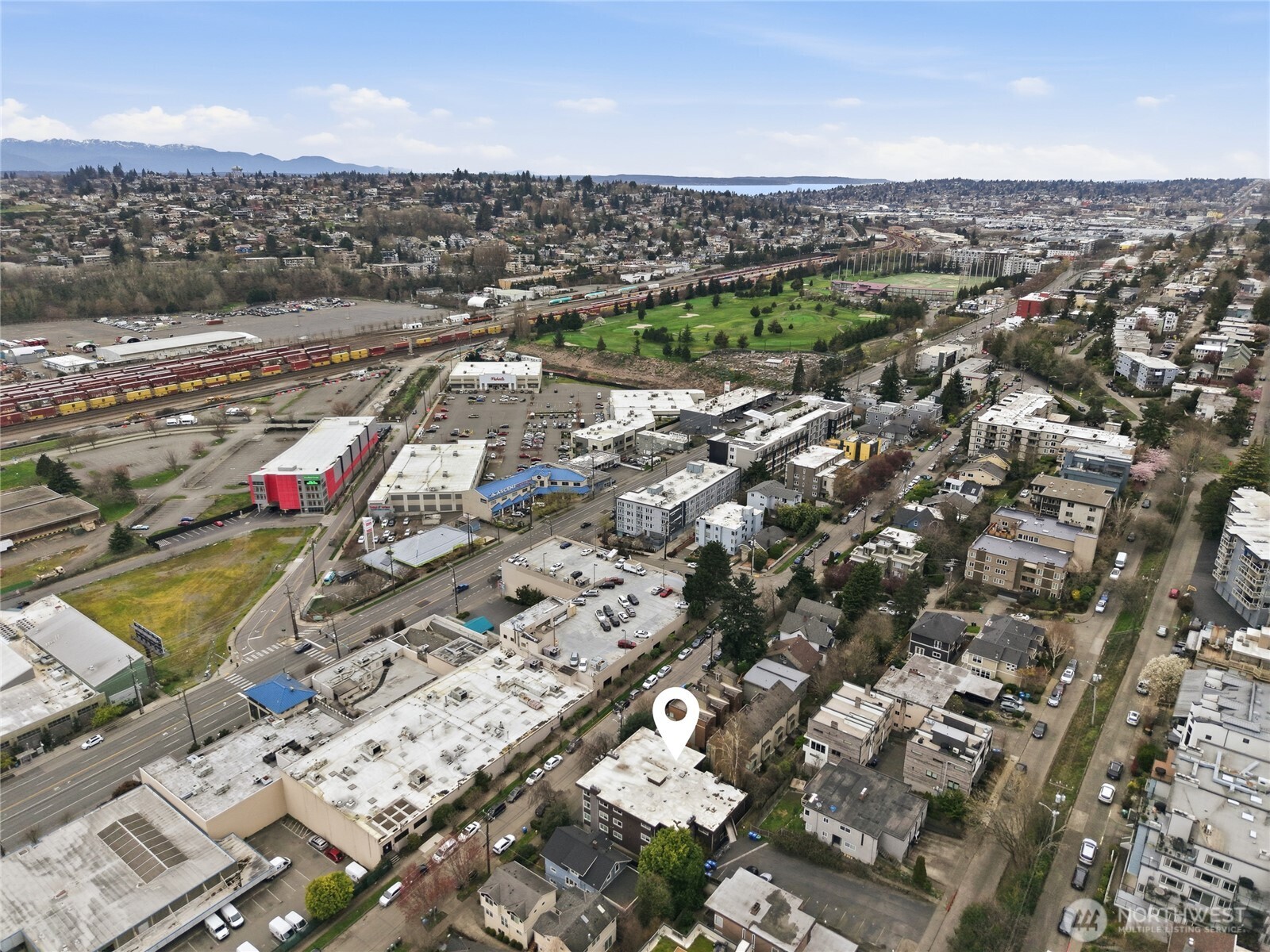 2034 14th Ave W #302, Seattle, WA 98119