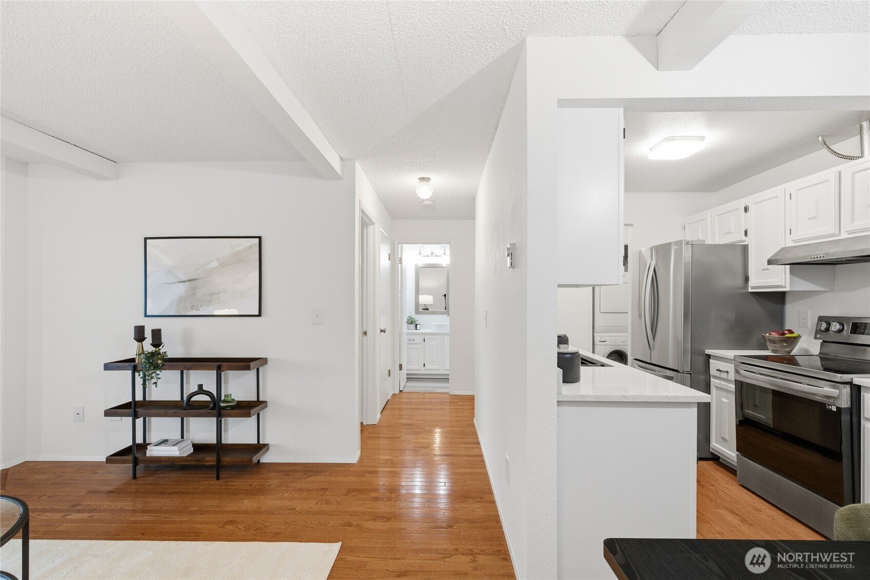 2034 14th Ave W #302, Seattle, WA 98119