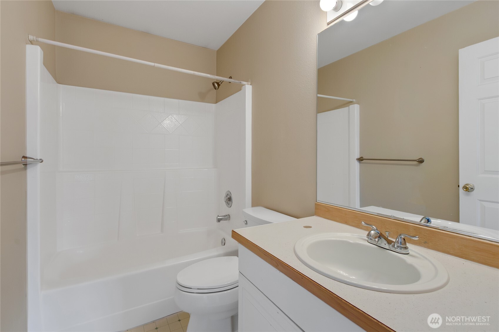 506 Belfair Court SW, Orting, WA 98360