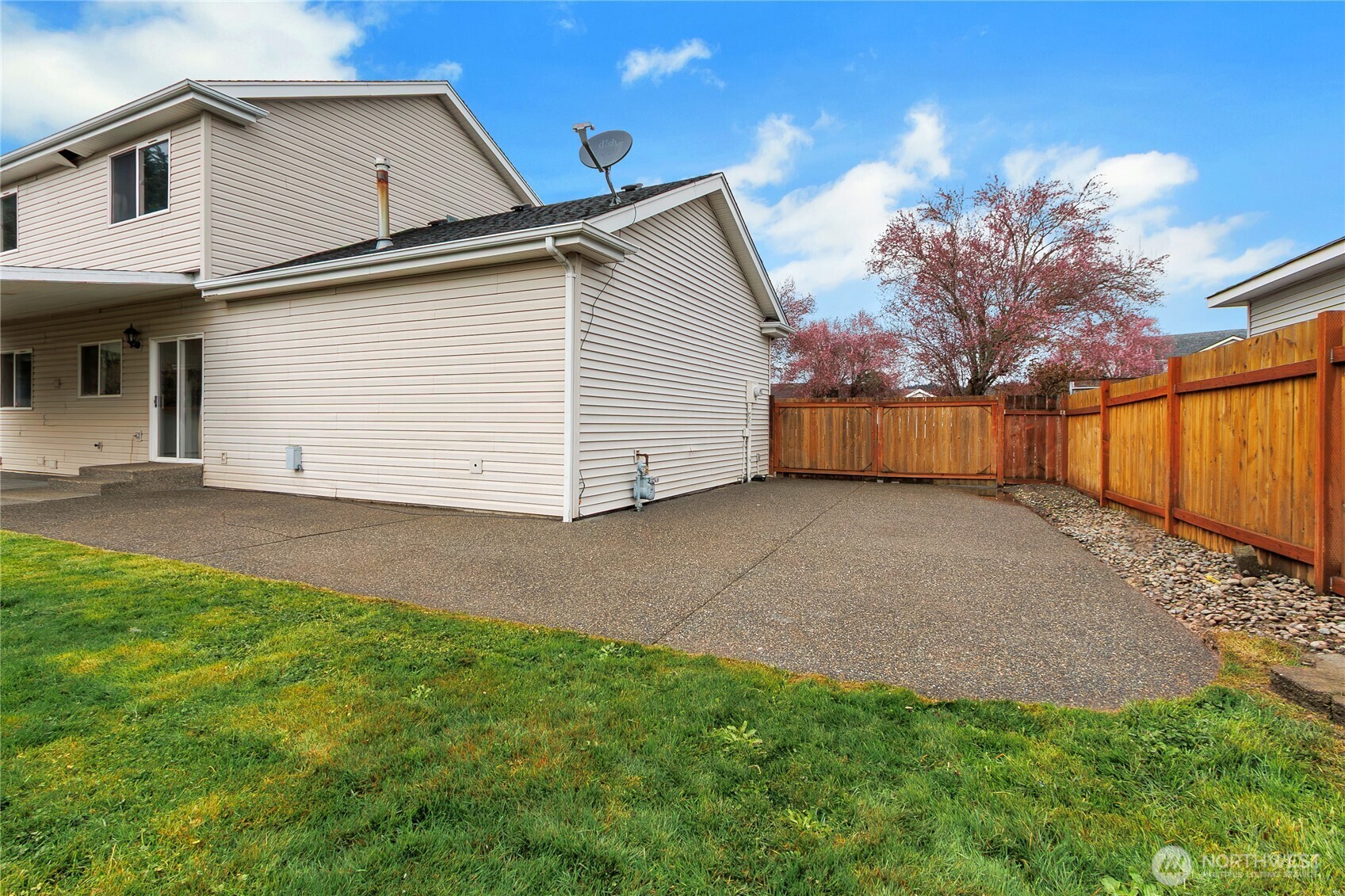 506 Belfair Court SW, Orting, WA 98360