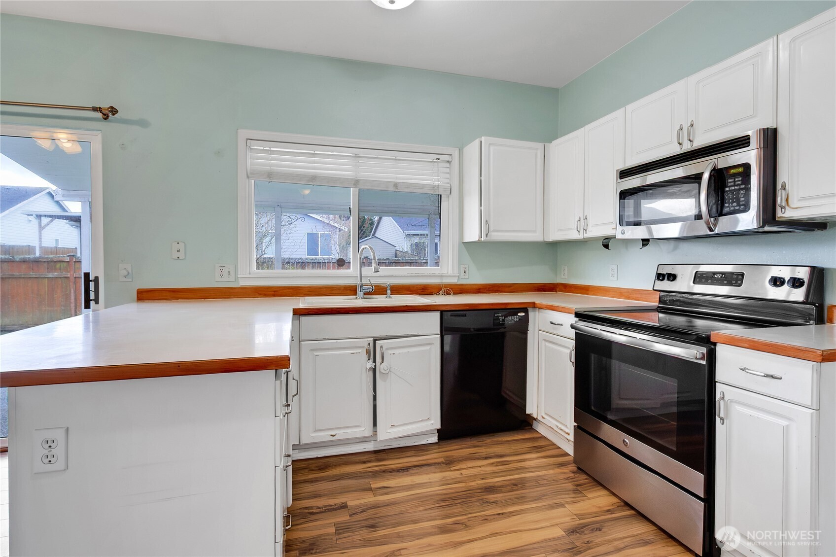 506 Belfair Court SW, Orting, WA 98360