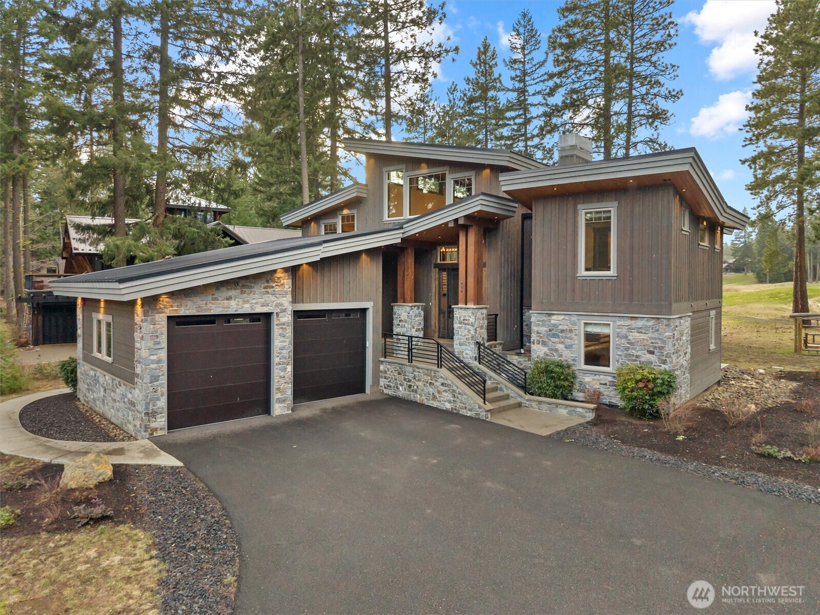 890 Larkspur Loop , Cle Elum, WA 98922