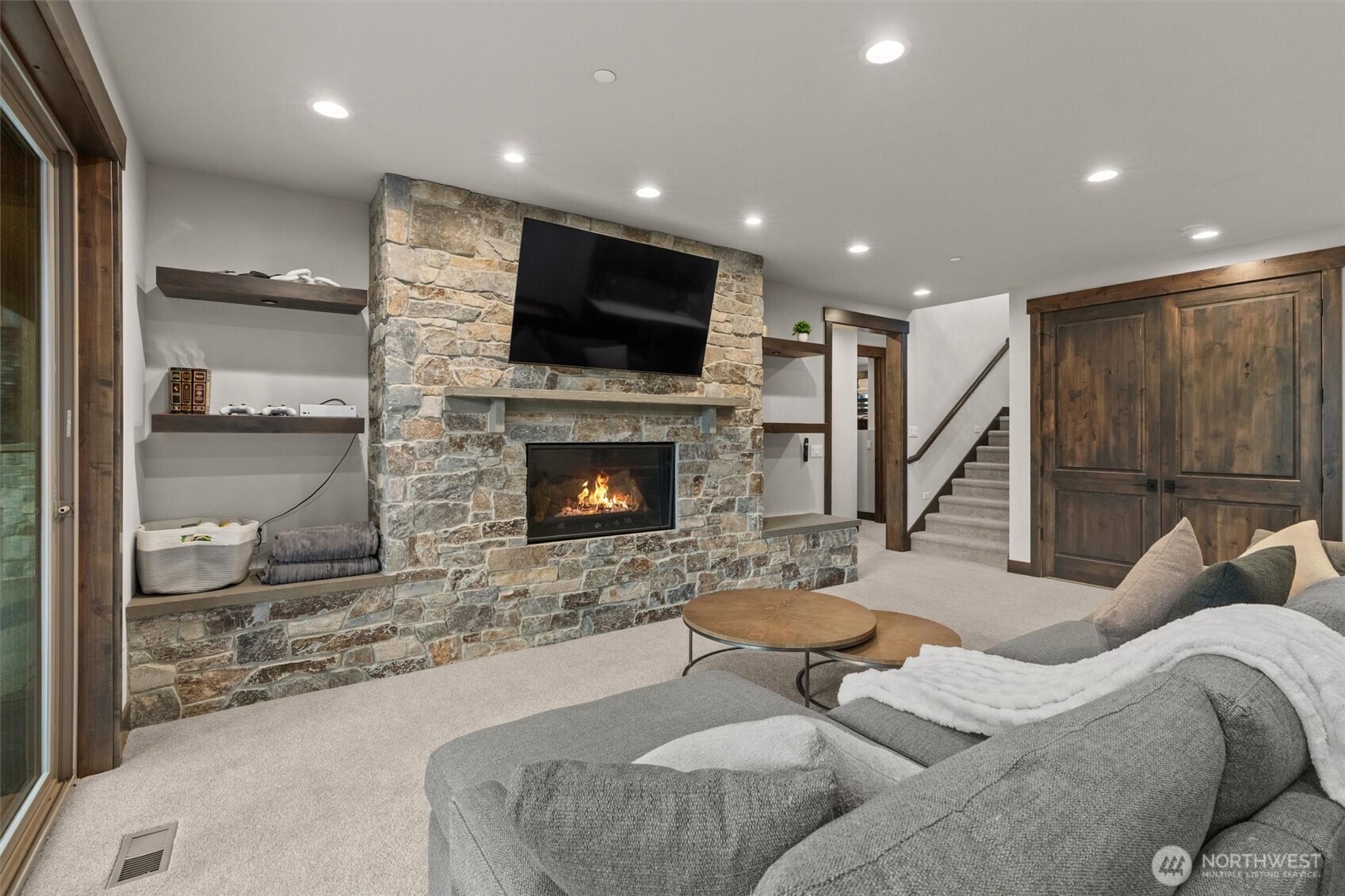 890 Larkspur Loop , Cle Elum, WA 98922