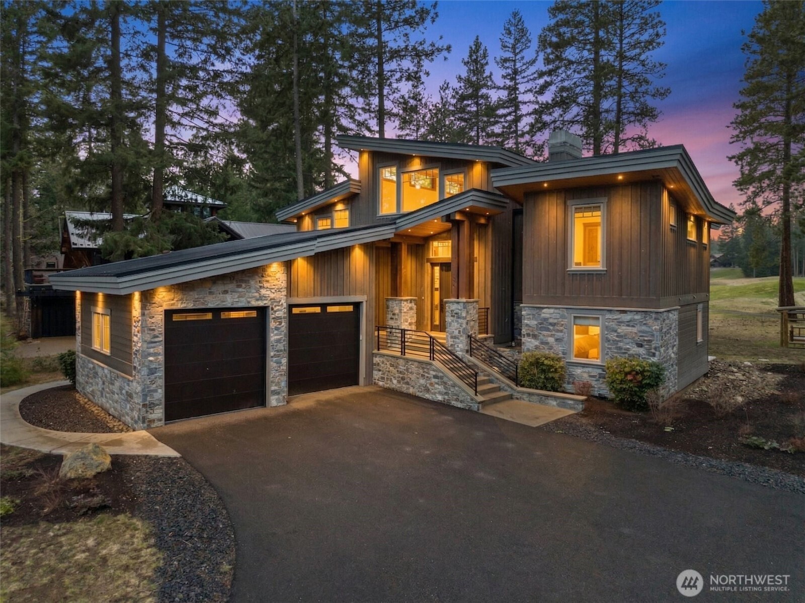 890 Larkspur Loop , Cle Elum, WA 98922