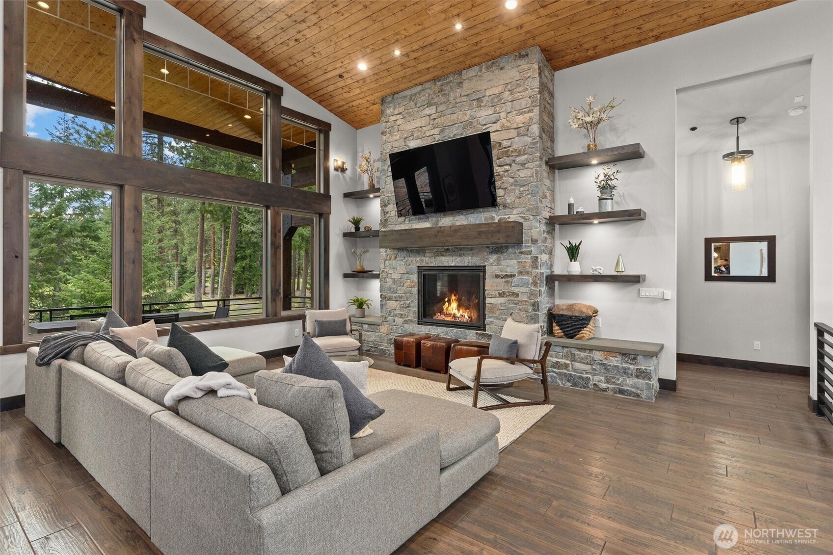 890 Larkspur Loop , Cle Elum, WA 98922