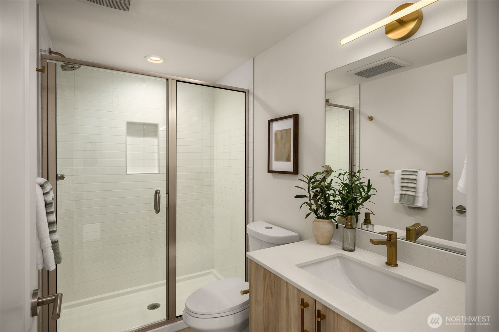 3920 S Juneau Street , Seattle, WA 98118