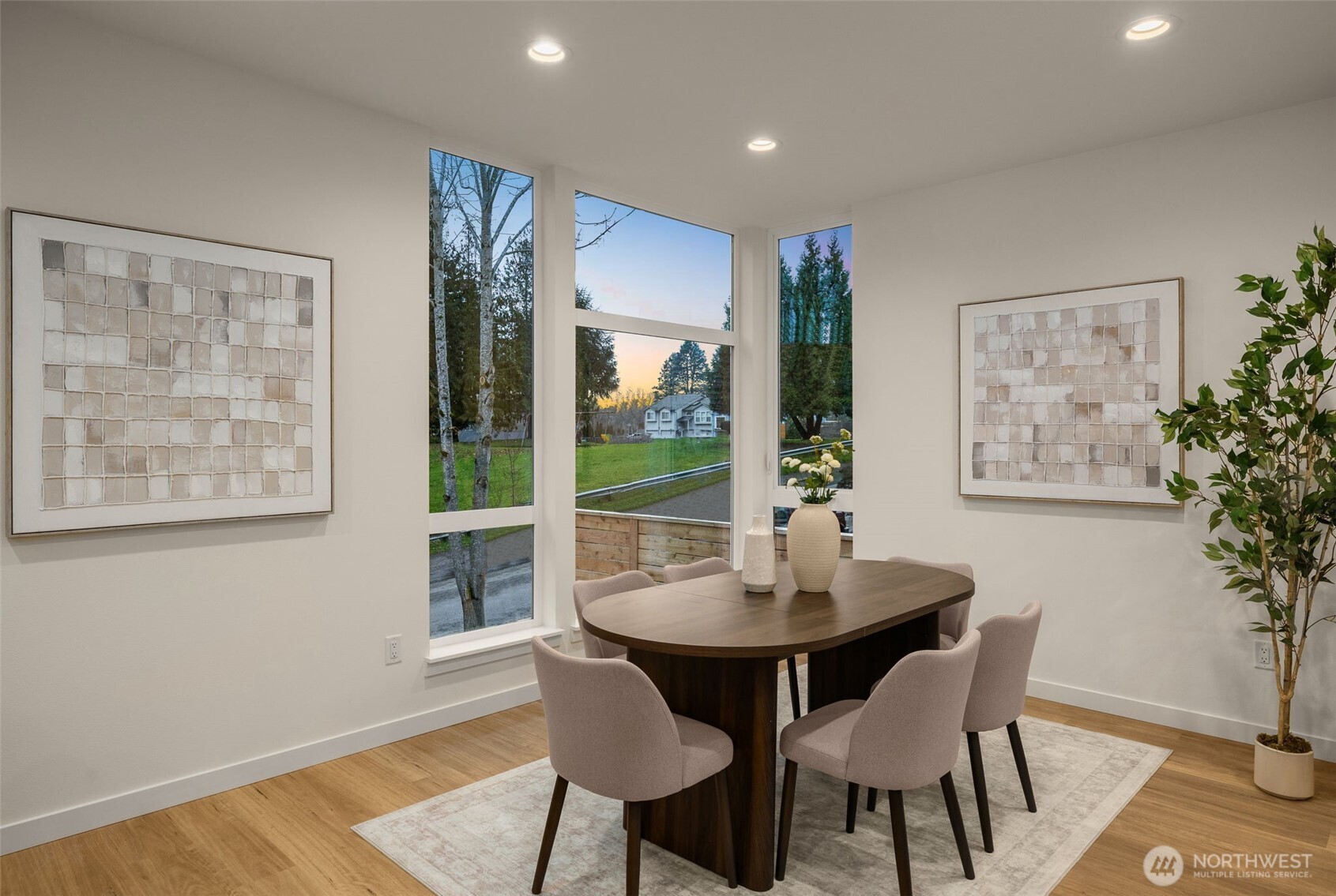 3920 S Juneau Street , Seattle, WA 98118