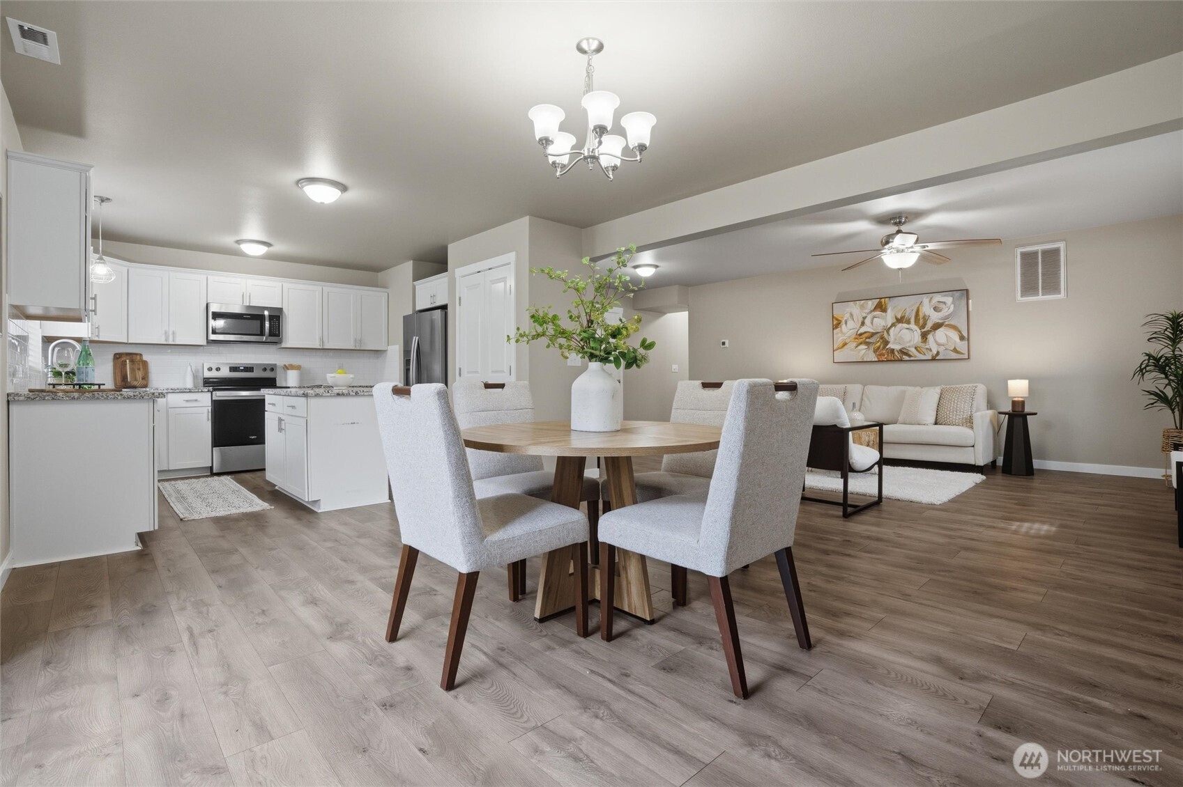 7225 E Last Refuge Way , Port Orchard, WA 98366