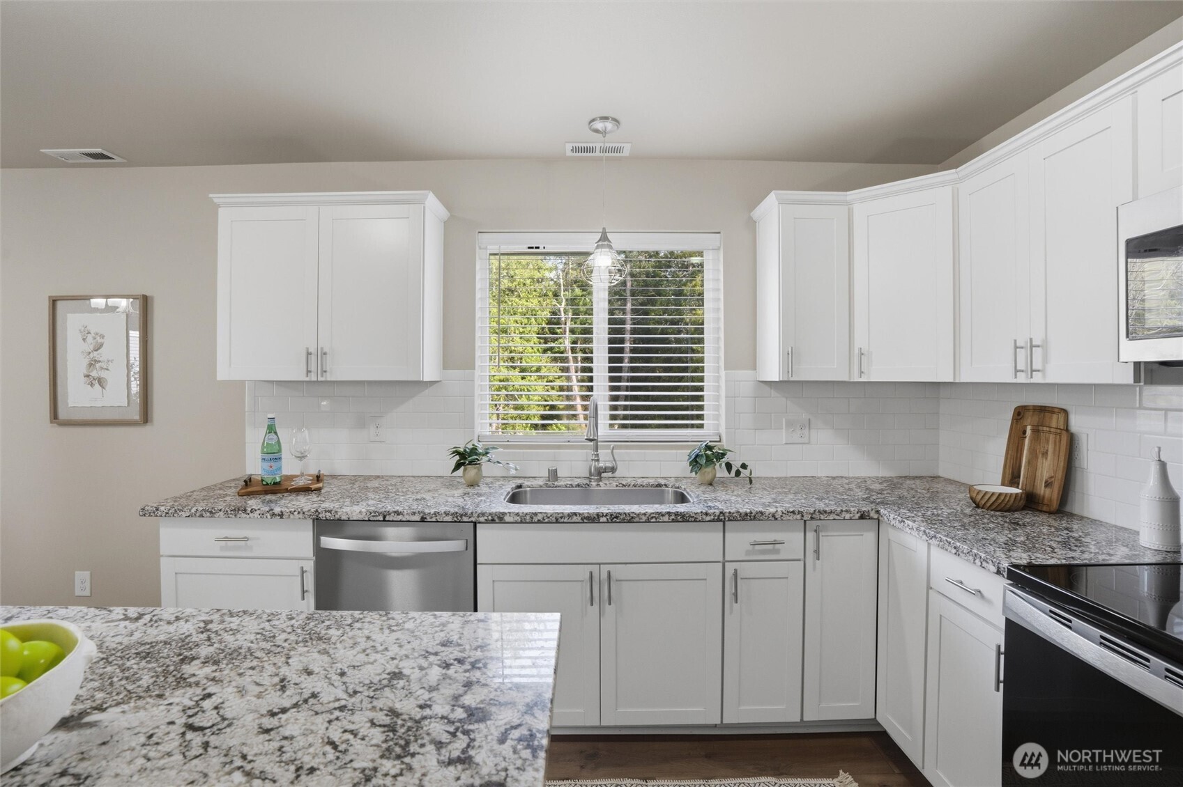 7225 E Last Refuge Way , Port Orchard, WA 98366