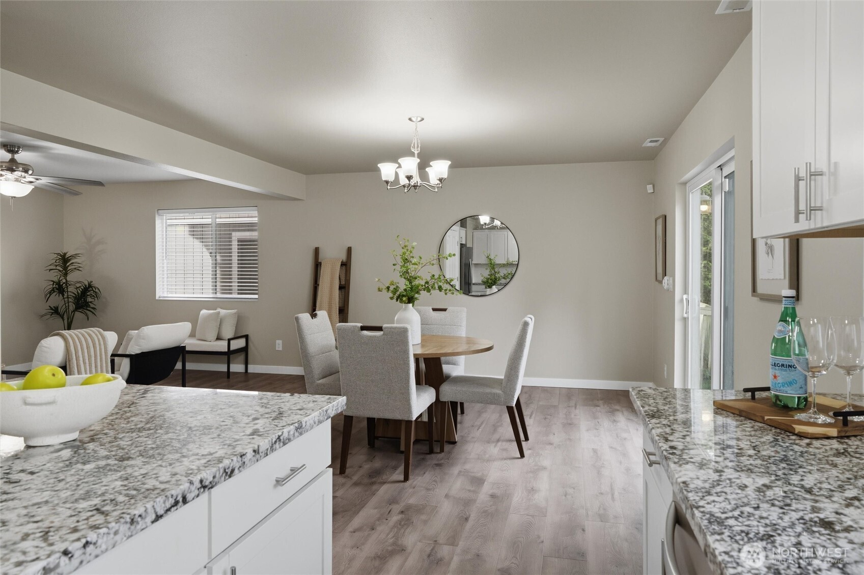 7225 E Last Refuge Way , Port Orchard, WA 98366