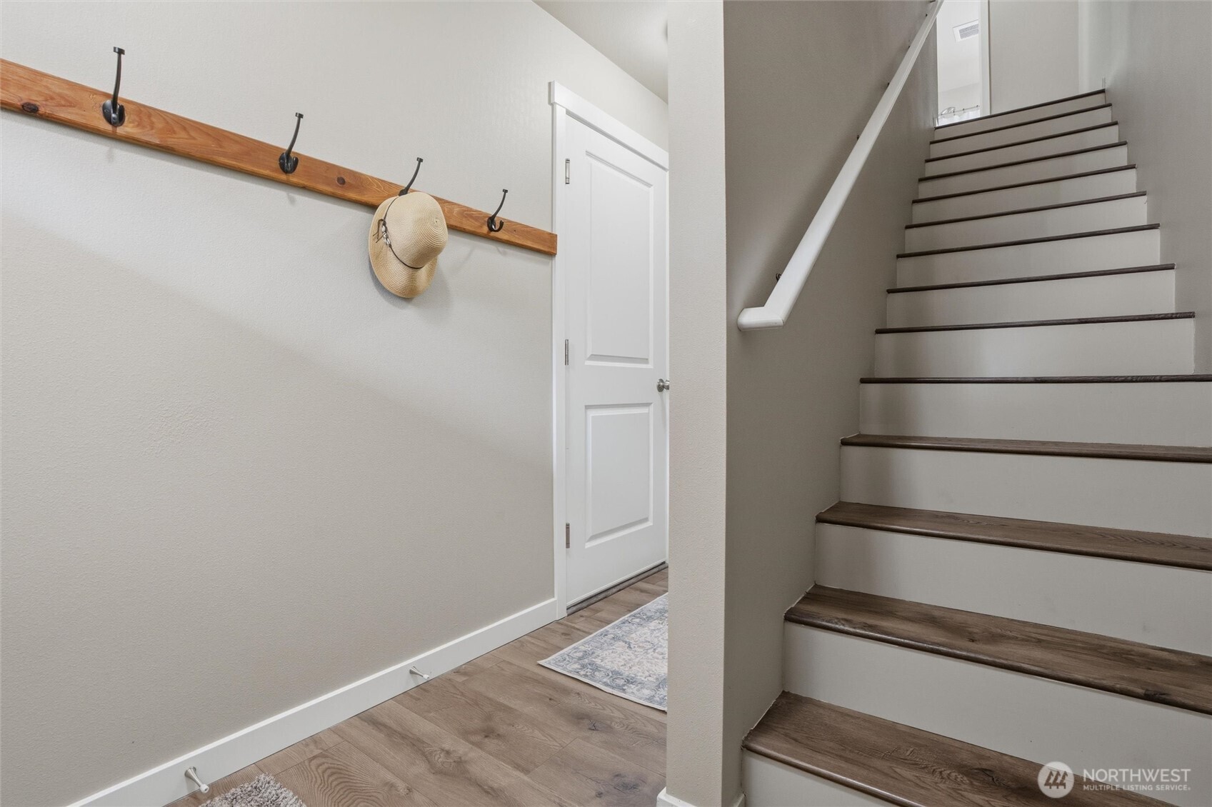 7225 E Last Refuge Way , Port Orchard, WA 98366