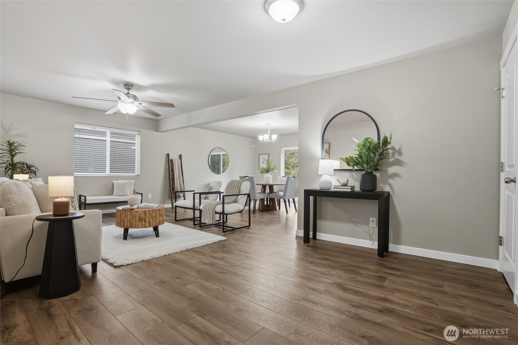 7225 E Last Refuge Way , Port Orchard, WA 98366