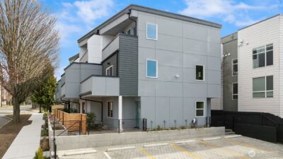 105 NW 39th Street #D, Seattle, WA 98107 - Photo 29