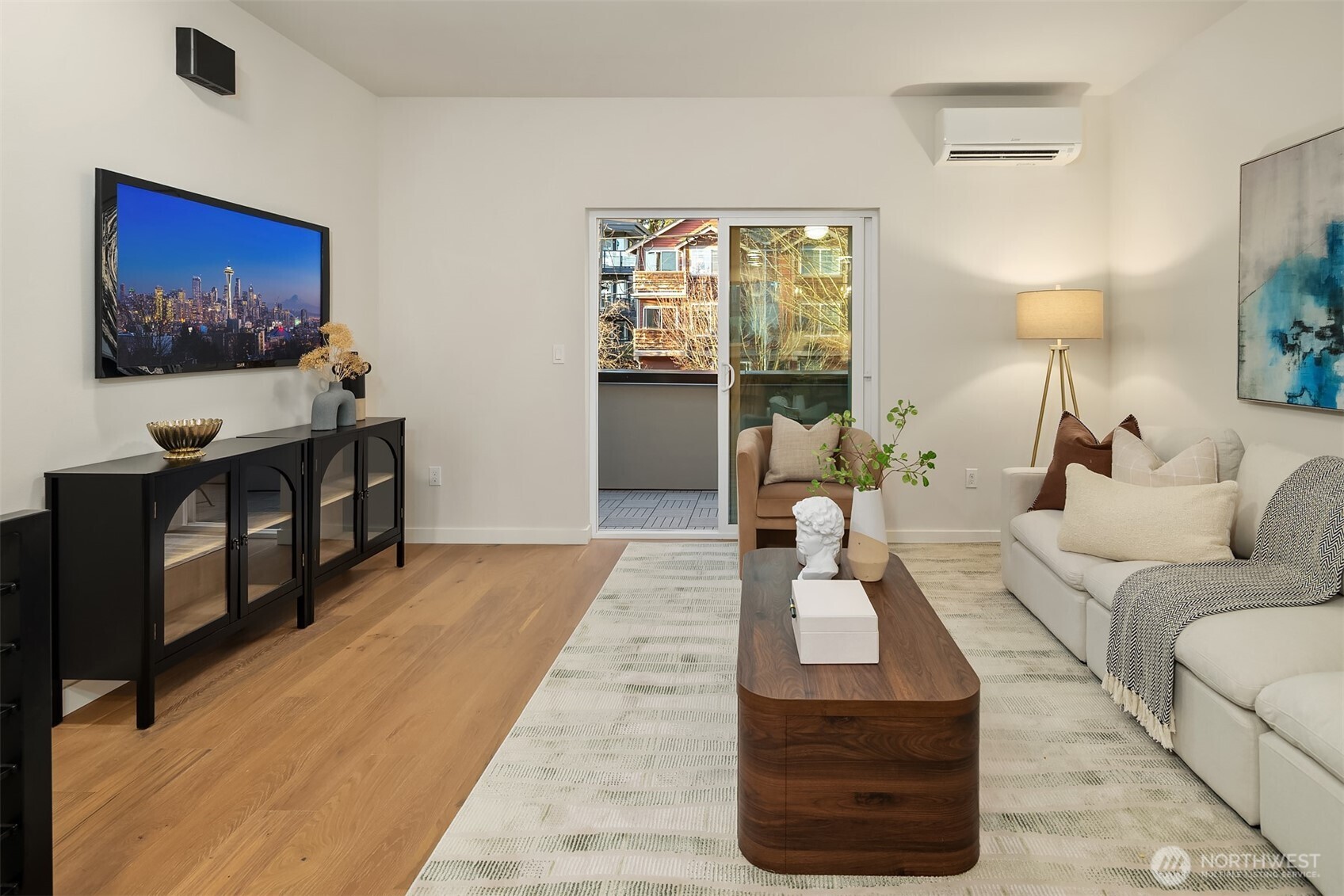 105 NW 39th Street #D, Seattle, WA 98107