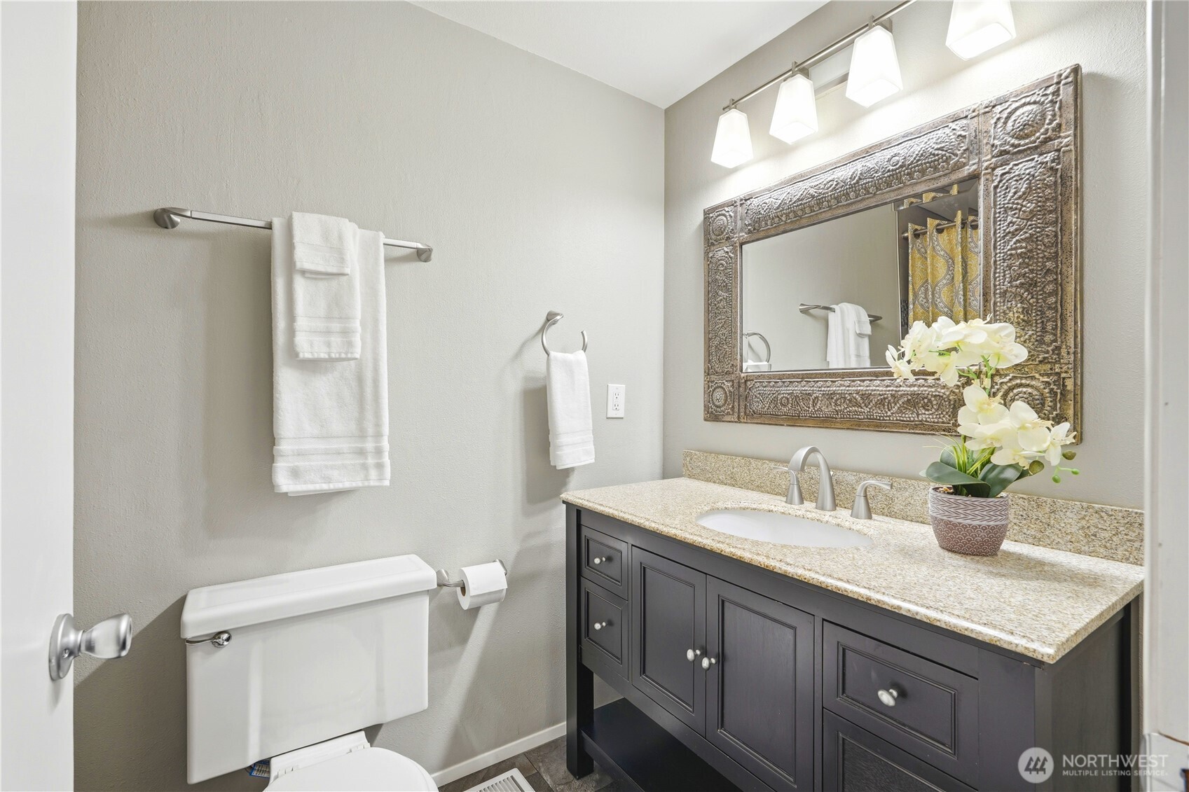 1229 NW 201st Street , Shoreline, WA 98177