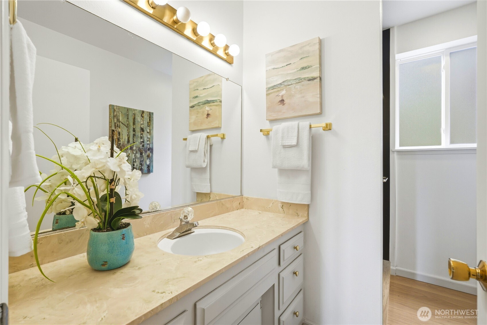 1229 NW 201st Street , Shoreline, WA 98177