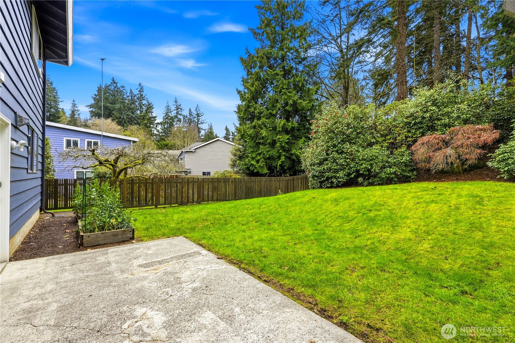 1229 NW 201st Street , Shoreline, WA 98177