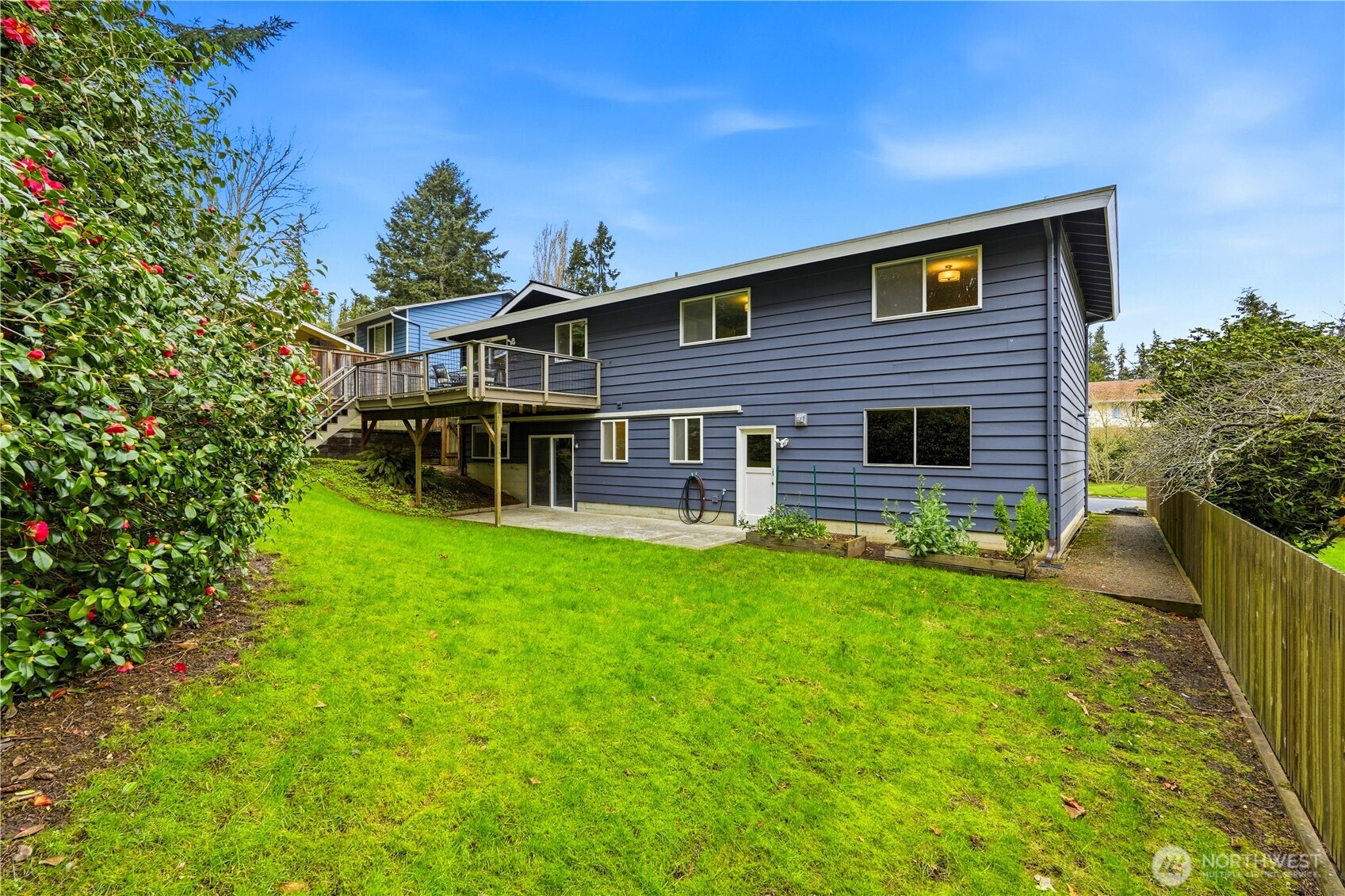 1229 NW 201st Street , Shoreline, WA 98177