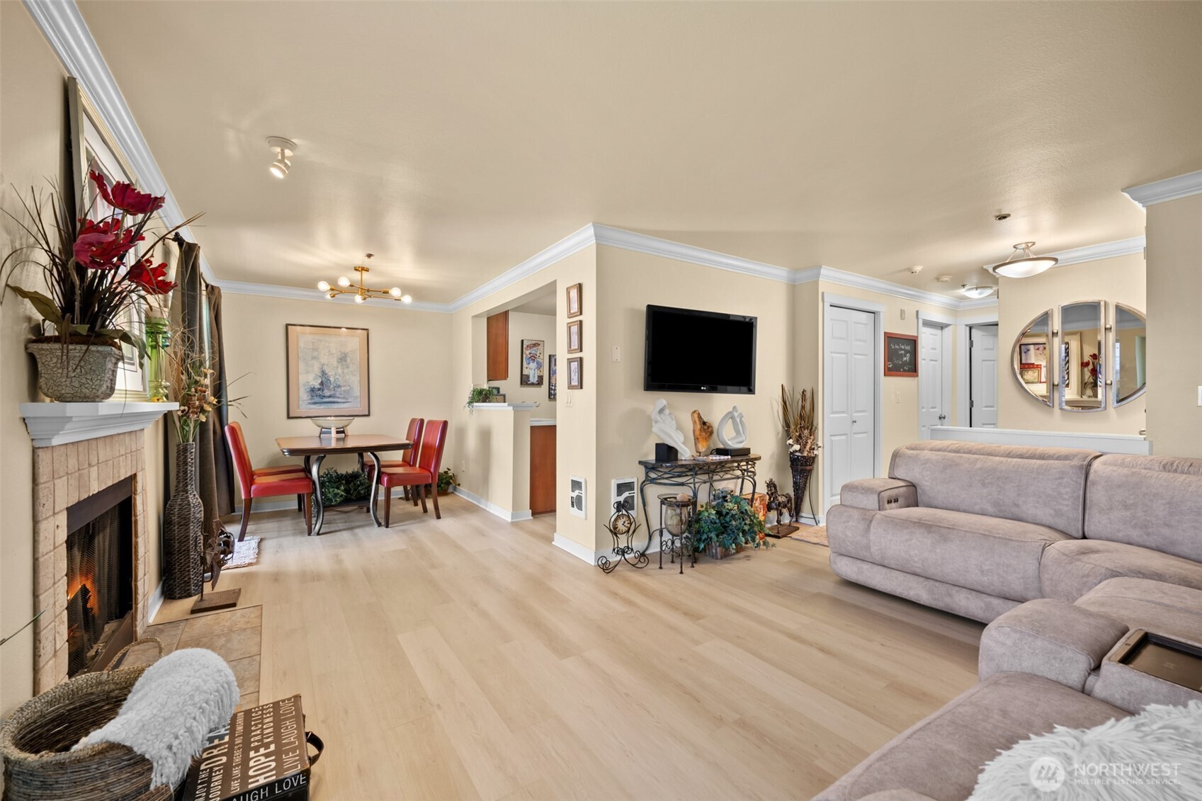 1835 S 286th Lane #R101, Federal Way, WA 98003-9284