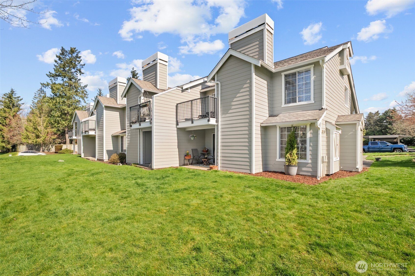 1835 S 286th Lane #R101, Federal Way, WA 98003-9284