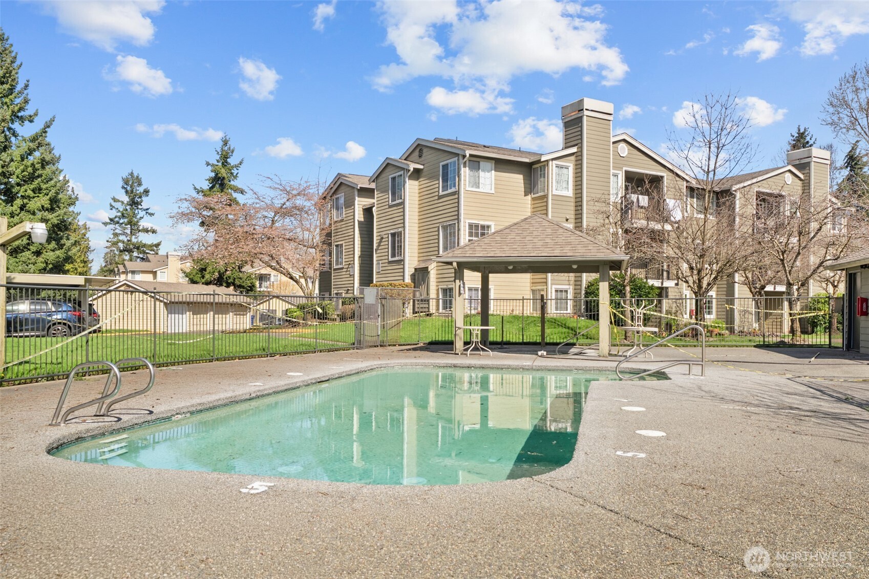 1835 S 286th Lane #R101, Federal Way, WA 98003-9284