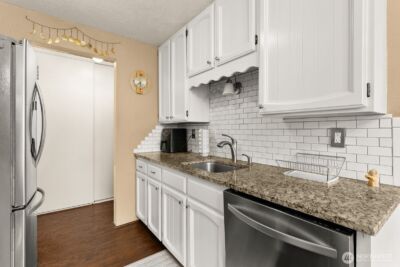 2031 NW 59th Street #101, Seattle, WA 98107 - Photo 14