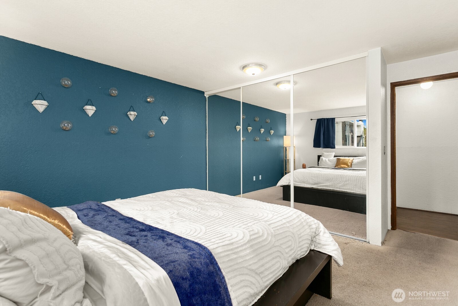 2031 NW 59th Street #101, Seattle, WA 98107