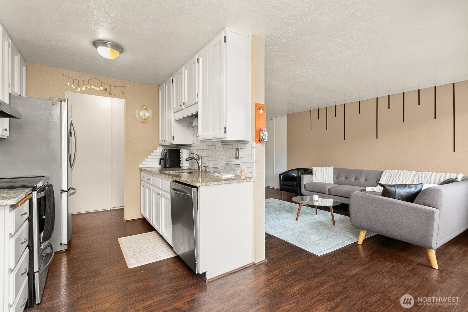 2031 NW 59th Street #101, Seattle, WA 98107