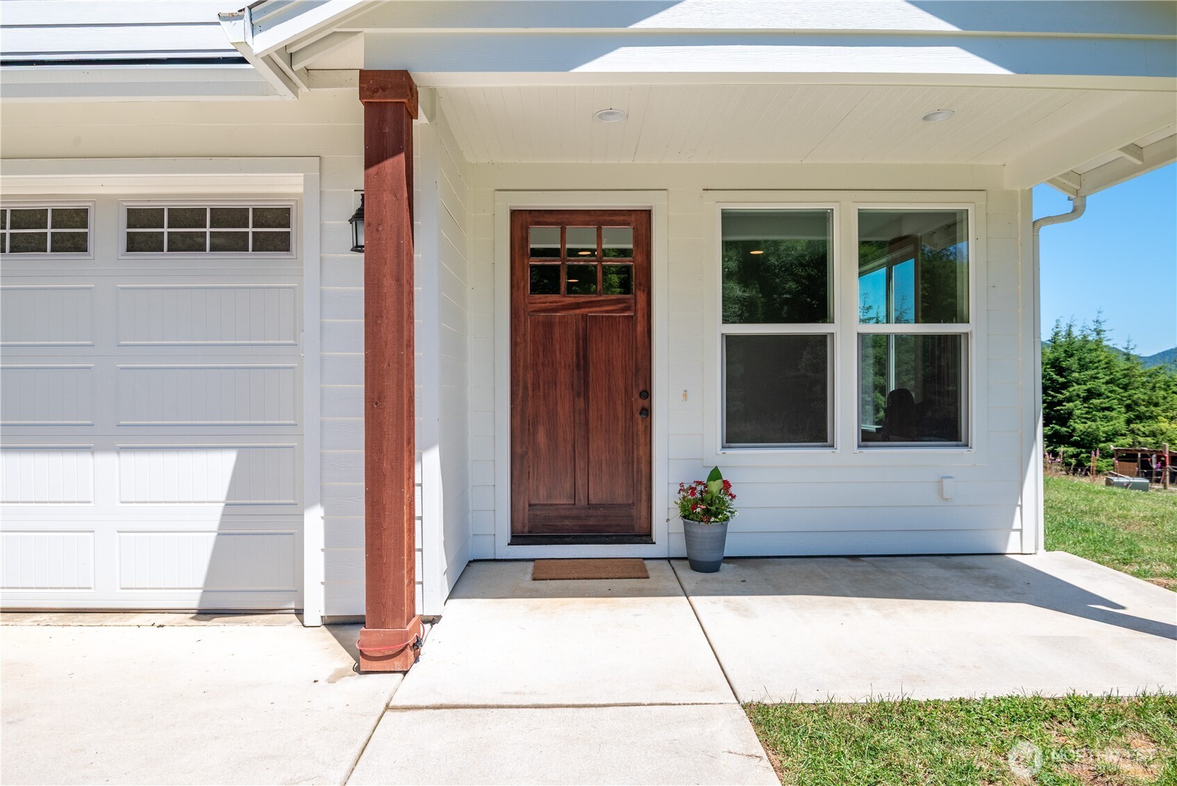 327 Parpala Road , Naselle, WA 98638