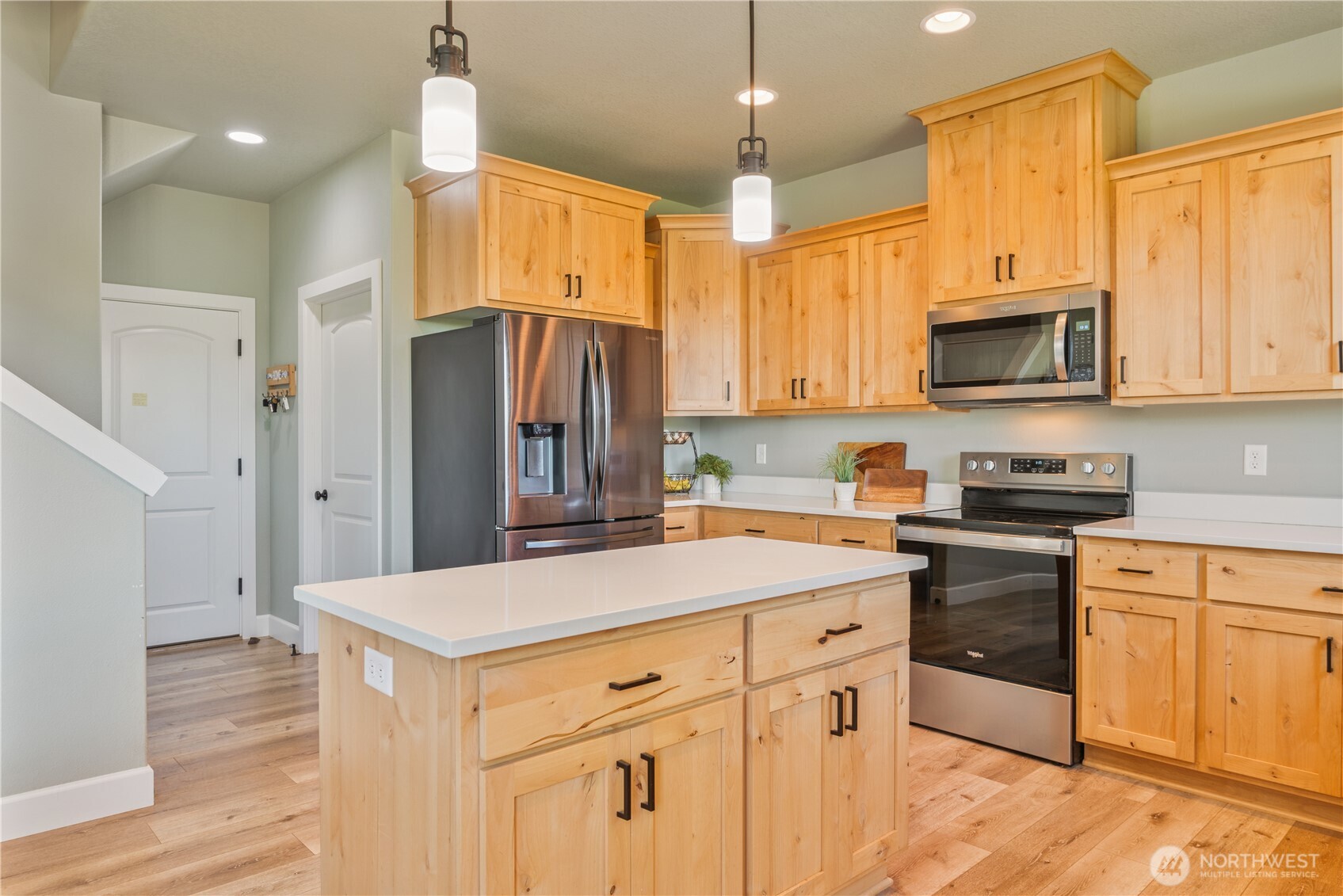 327 Parpala Road , Naselle, WA 98638