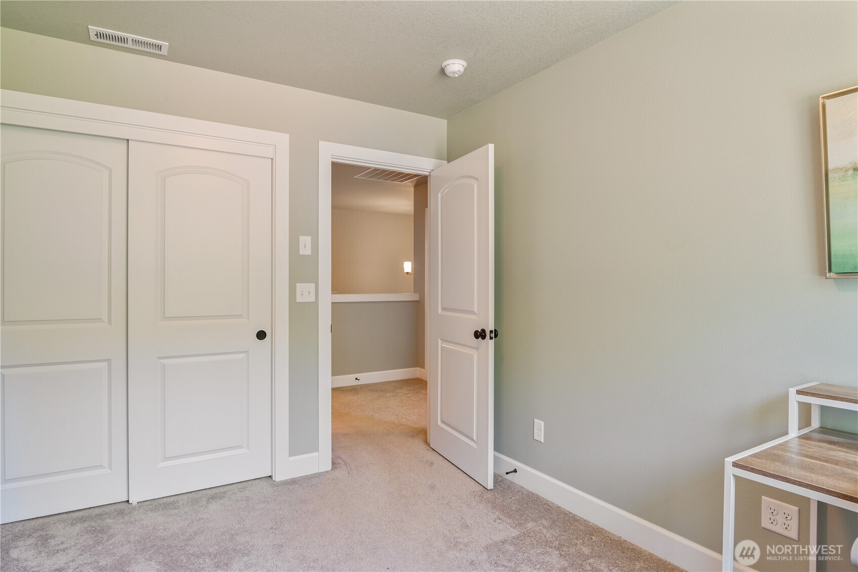 327 Parpala Road , Naselle, WA 98638