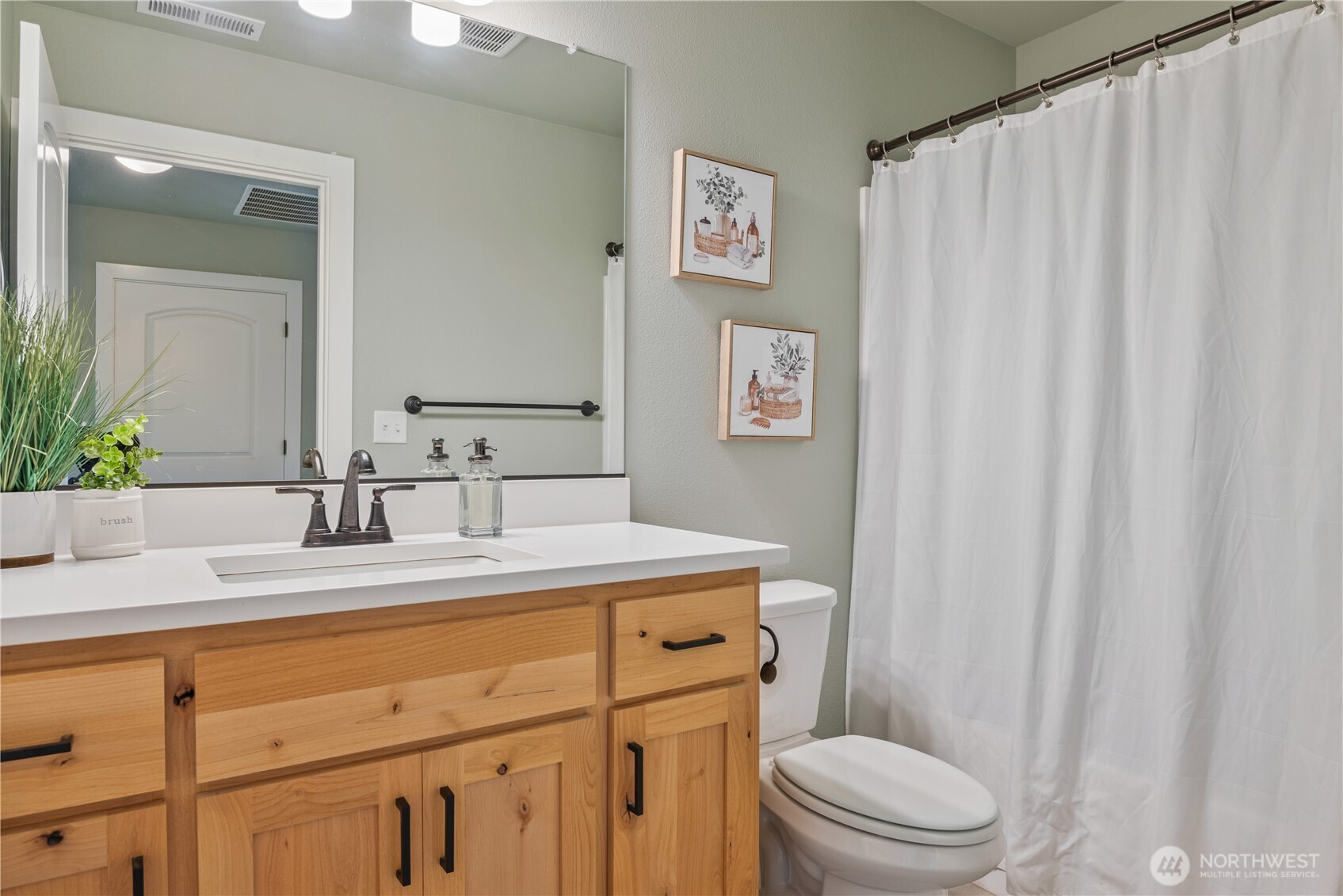 327 Parpala Road , Naselle, WA 98638