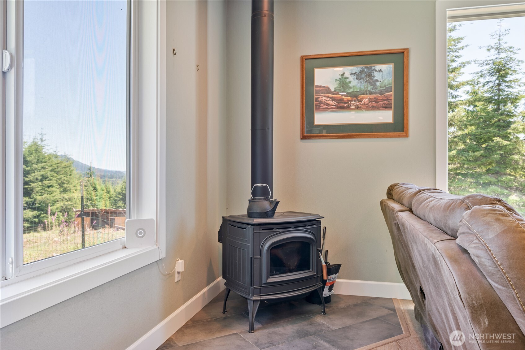 327 Parpala Road , Naselle, WA 98638