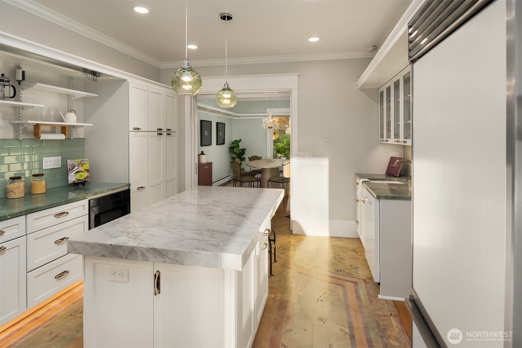 2307 Broadway E, Seattle, WA 98102