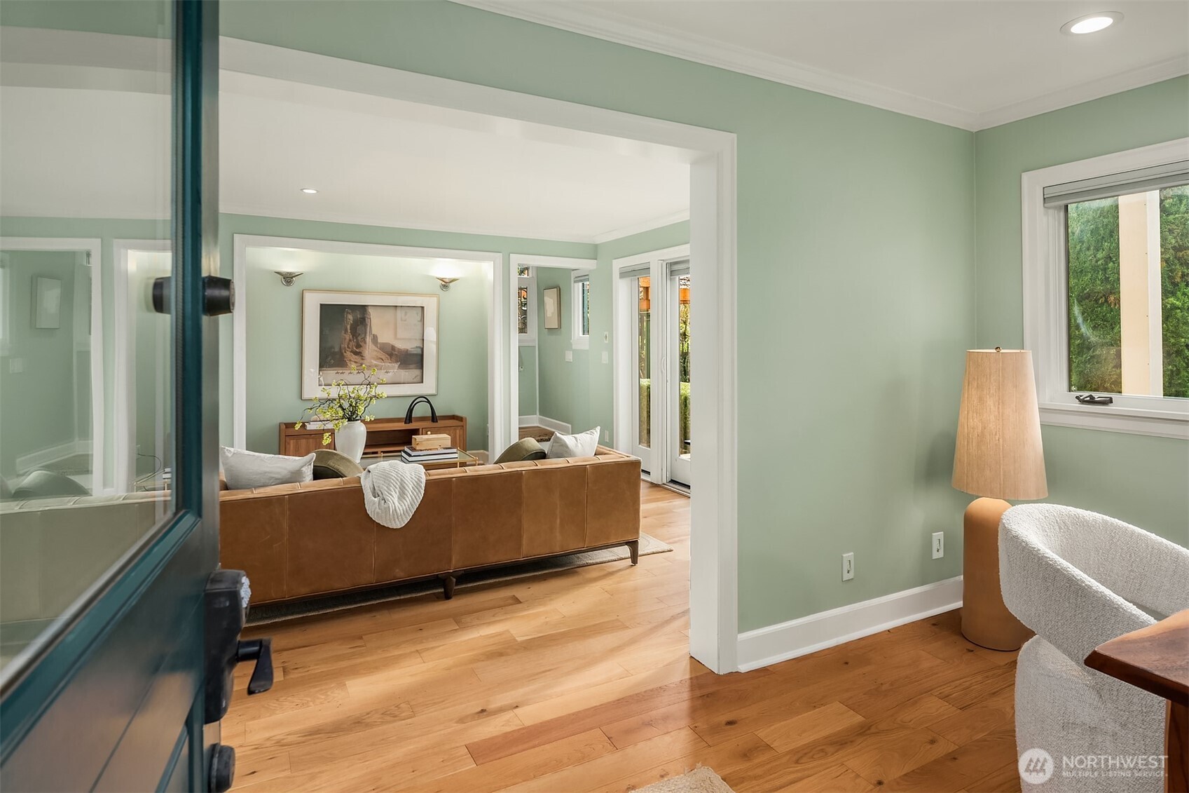 2307 Broadway E, Seattle, WA 98102