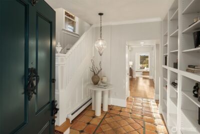 2307 Broadway E, Seattle, WA 98102 - Photo 4