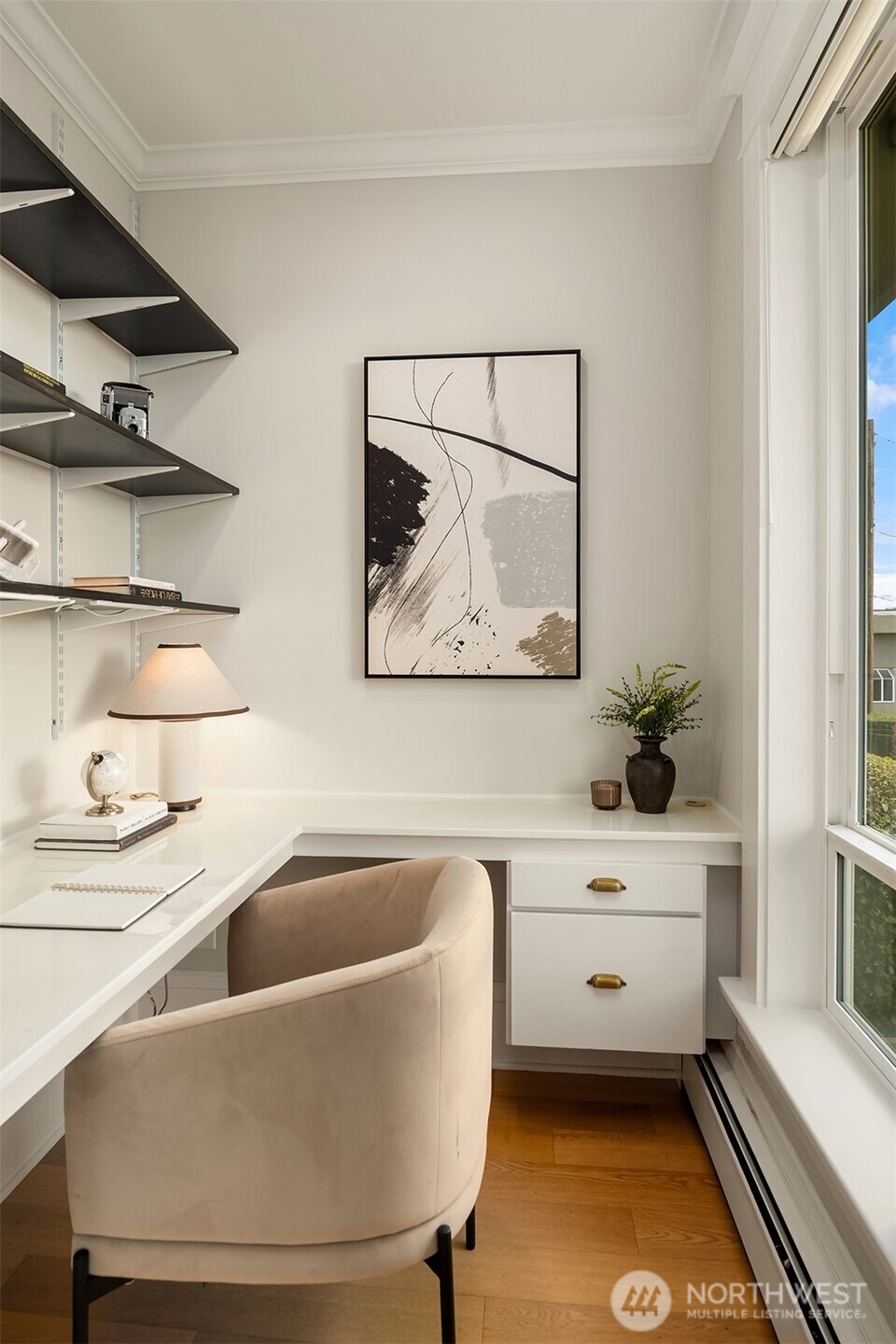 2307 Broadway E, Seattle, WA 98102